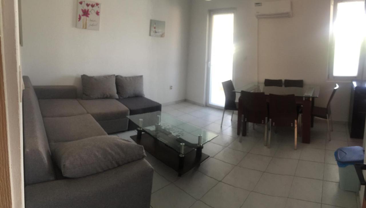 Apartmani Nerko Паг Екстер'єр фото